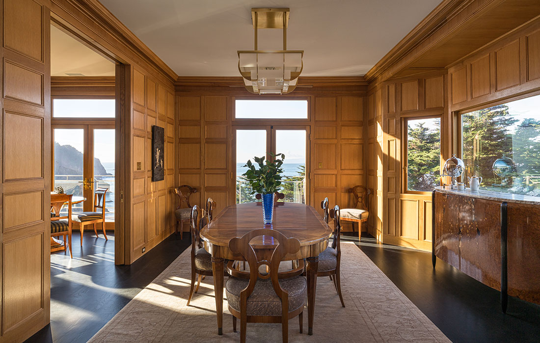 Sea Cliff Dining Room to Ocean