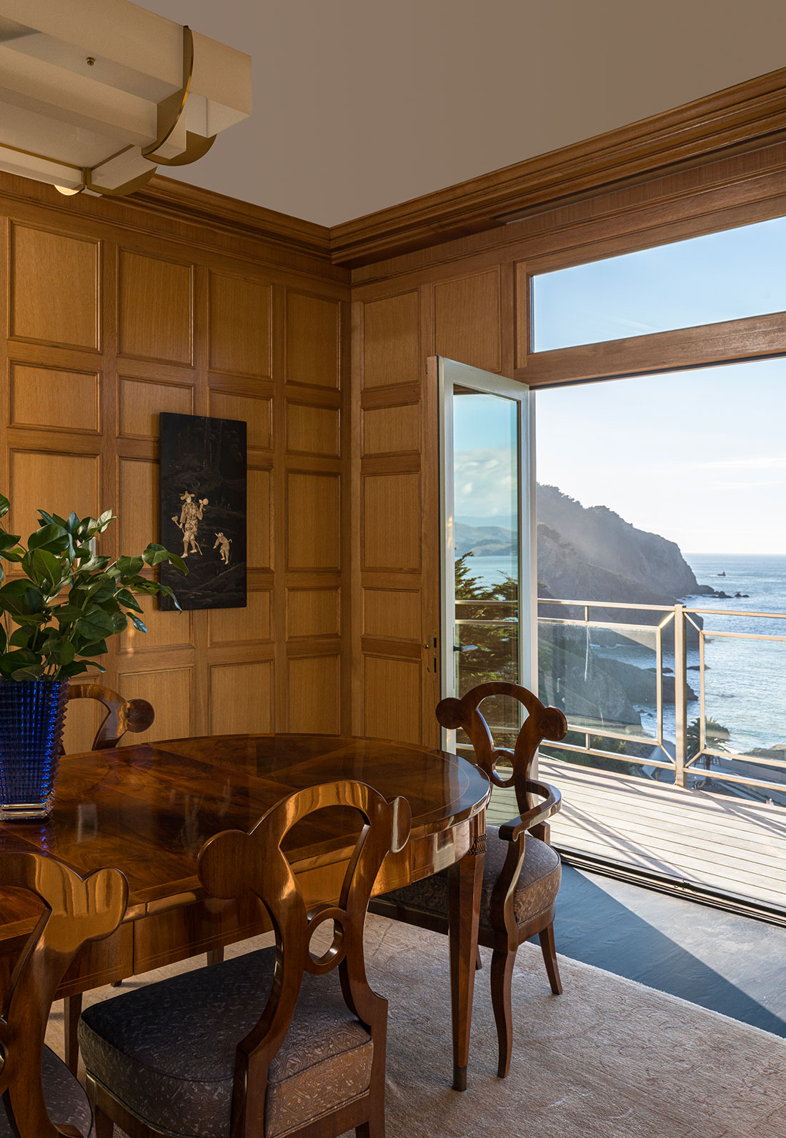 Sea Cliff Dining Room Open to Deck