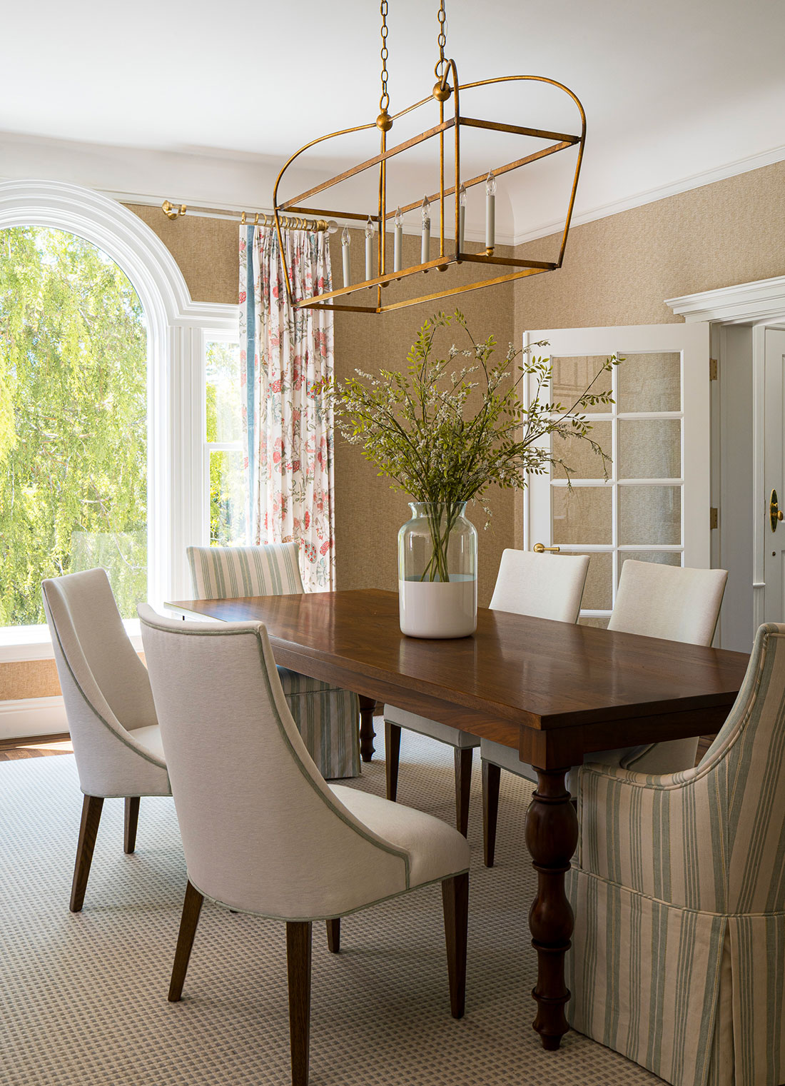 Hillsborough Neoclassical Dining Room Table