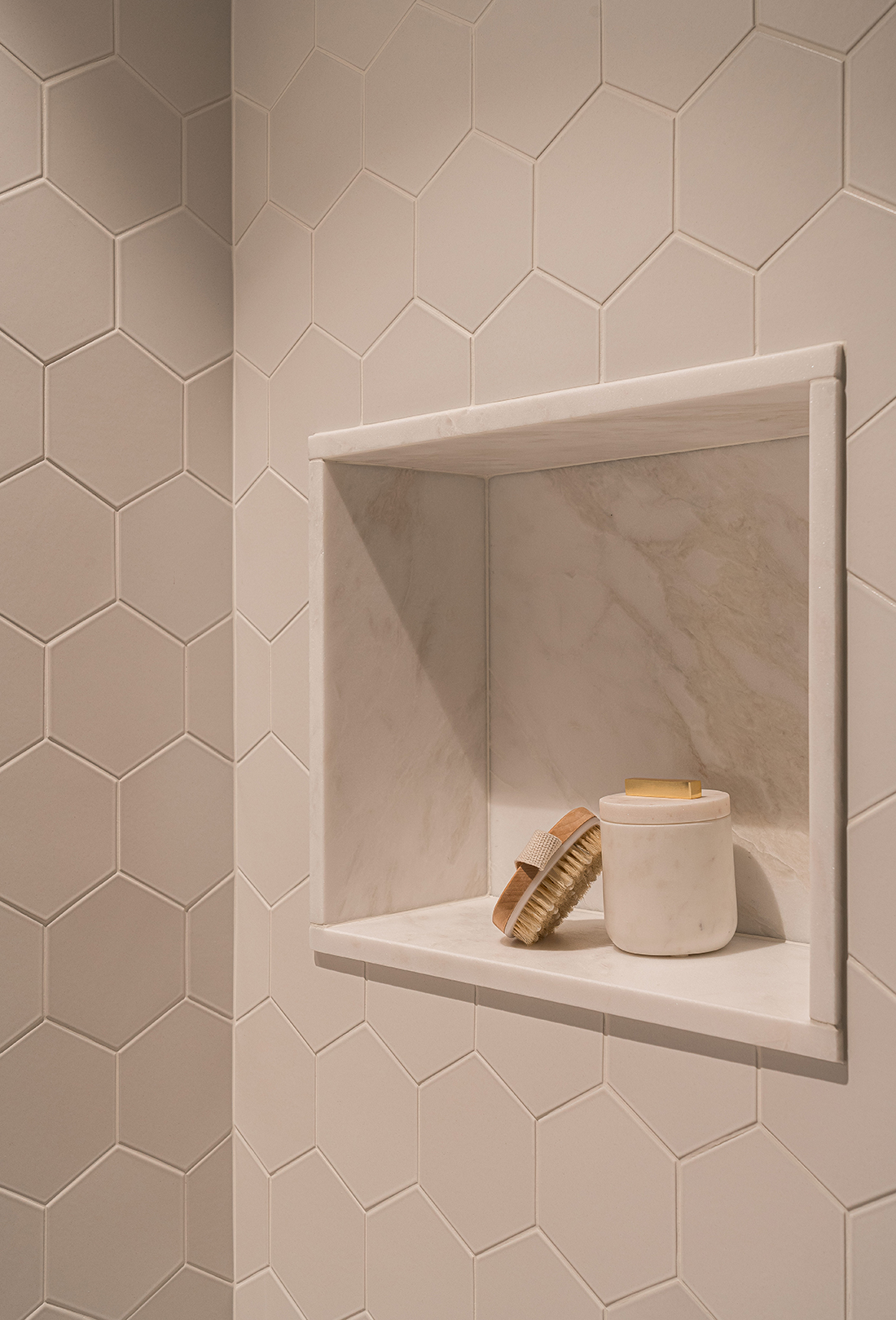 Shrader Bath Shower Niche