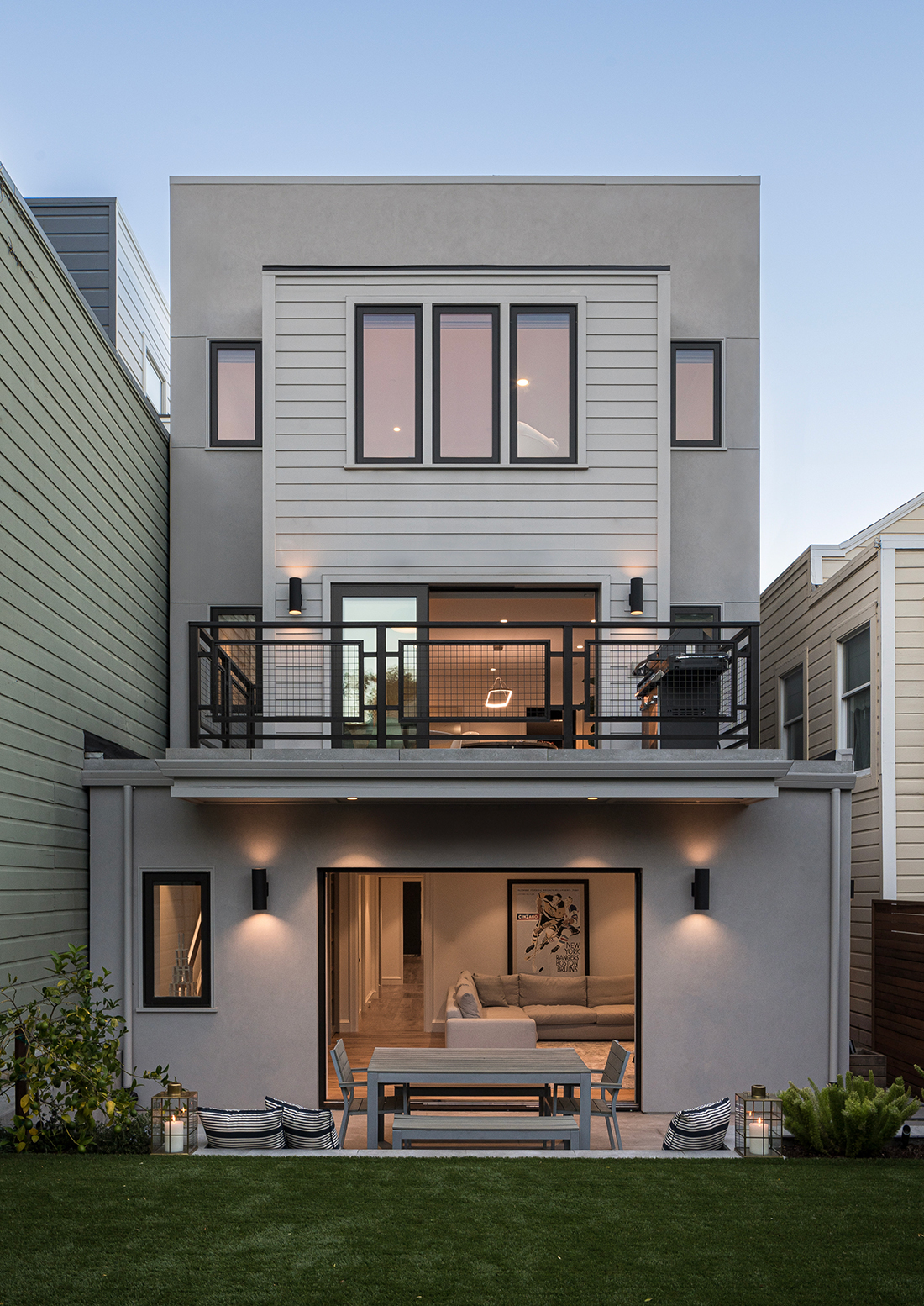 Noe Valley Exterior Back Full & People